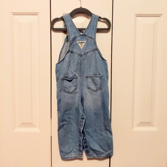 Oshkosh Patchwork Denim Overalls Size 18 Months - Picture 4 of 6